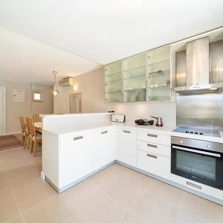 Sea View & Private Pool-peony فيلة